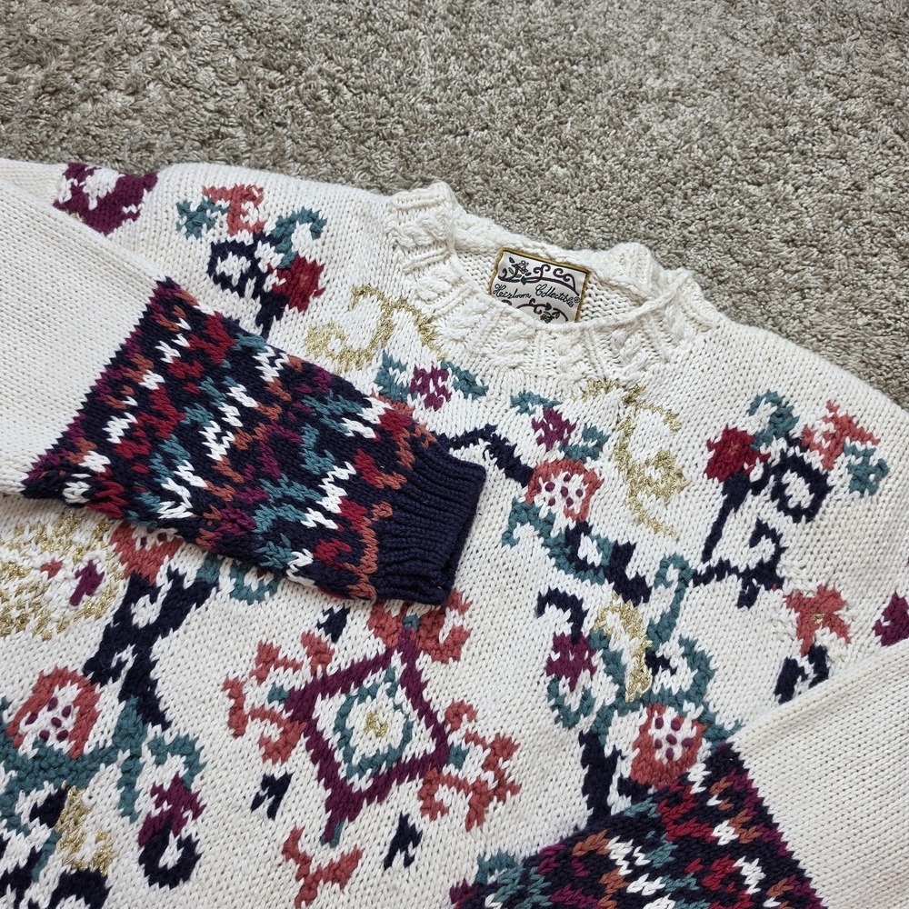 VINTAGE Heirloom Collectibles Sweater Womens Medium White Fair Isle Chunky-Knit